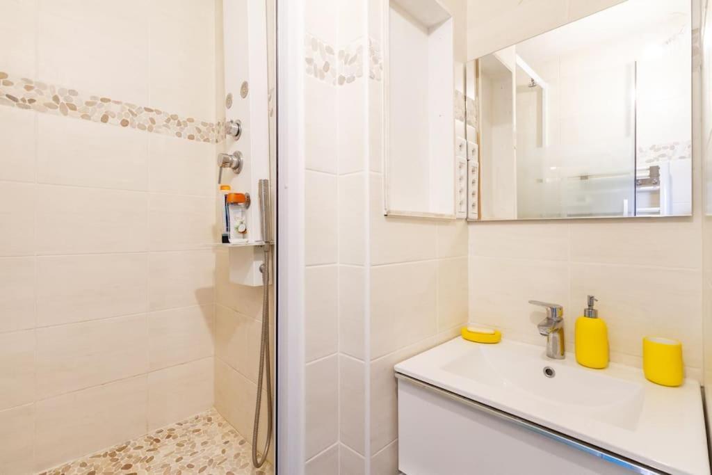 1 Bedroom/Clim/Wifi, St Michel Station Toulouse Bagian luar foto